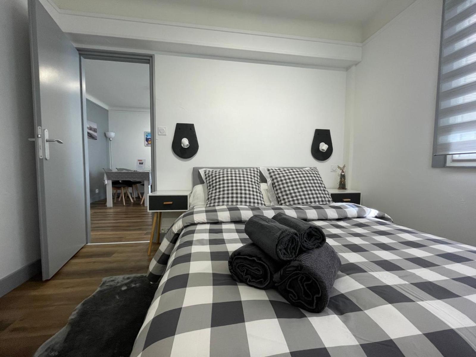 Appartement Cœur d'Ax Location à Ax-les-Thermes Extérieur photo